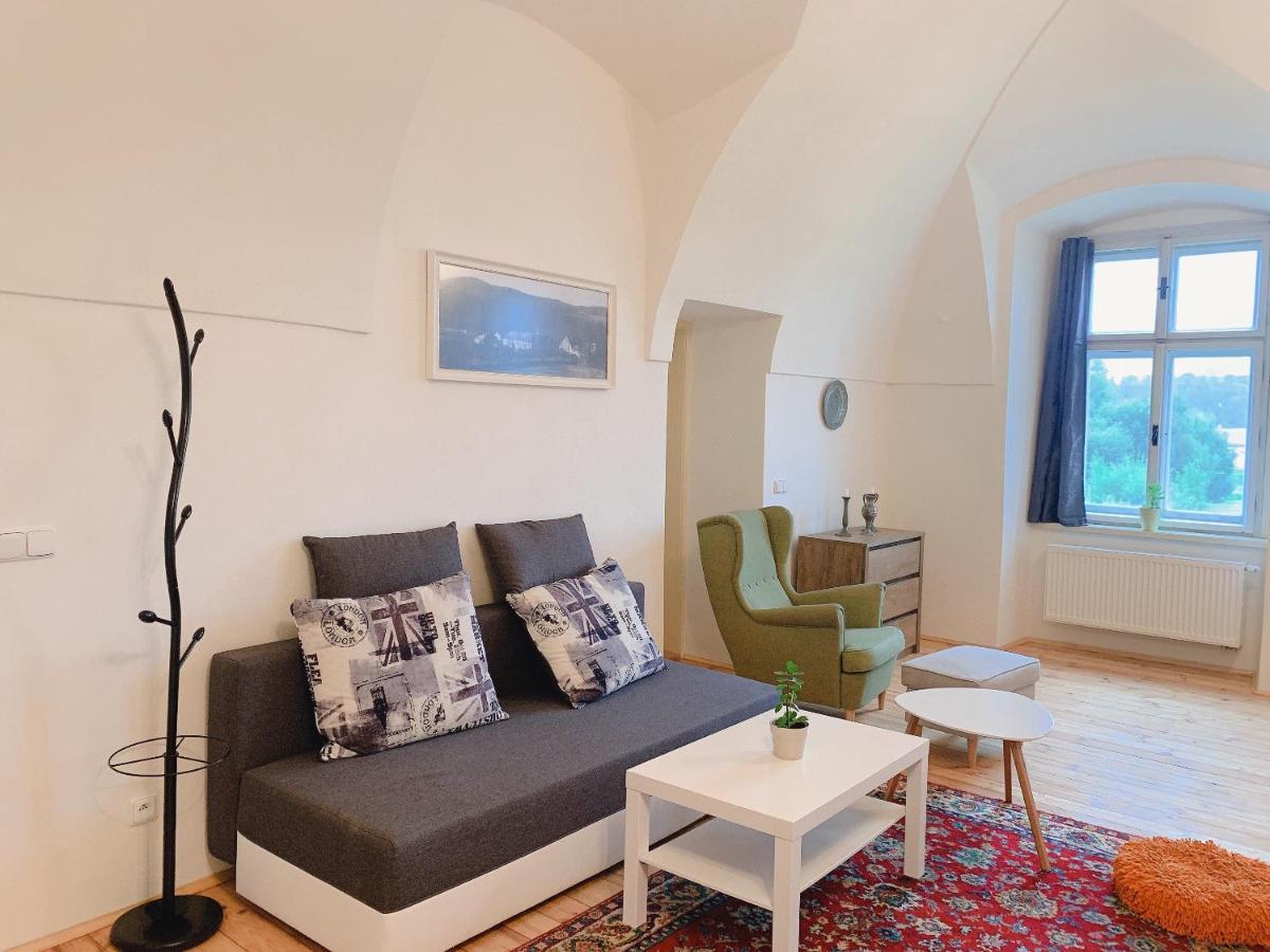 Zamek Ruda Nad Moravou Lägenhet Exteriör bild